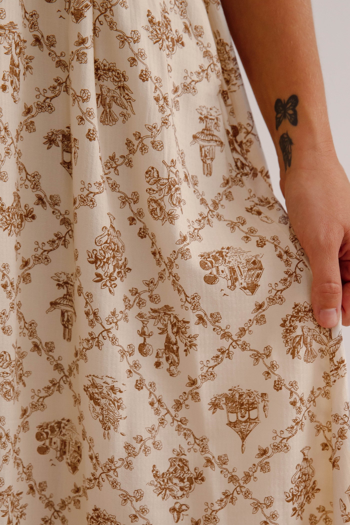 Women's Neutral Print Midi Dress- Puffed Sleeve Midi Dress- Million Colors Porcelain Print Dress 