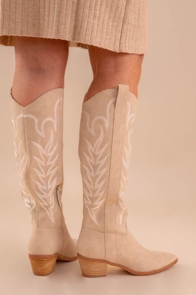 Women's Tall Western Boots- Knee High Boots- Trending Western Boots